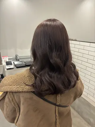 ミディアム カラー 熊取谷 茉那のヘアスタイル