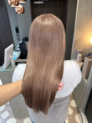 セミロング カラー 天神暖色カラー レイヤー・髪質改善のヘアスタイル