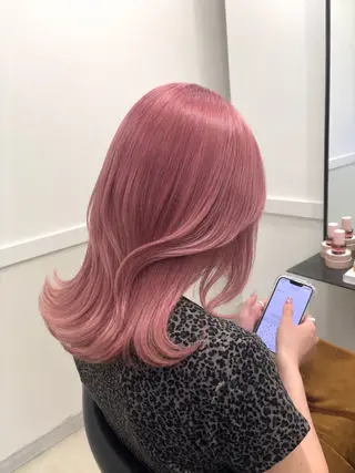 ミディアム ピンク🌸/暖色/ ブリーチ/横浜/金光のヘアスタイル