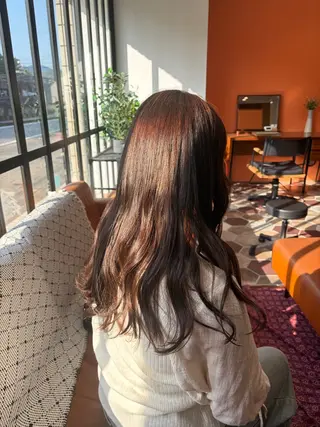 ロング 上島 未緒のヘアスタイル