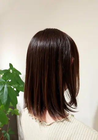 ミディアム カラー 齊藤 舞風のヘアスタイル