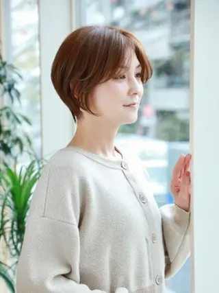 ショート カラー 中尾 文哉のヘアスタイル