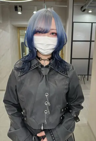 ミディアム TAIRA横浜ウルフ 🐺デザインカラーのヘアスタイル