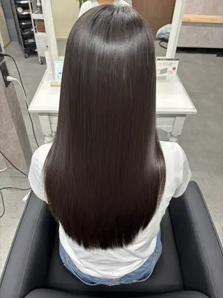 ロング かがみ/メンテナンス カット無料のヘアスタイル