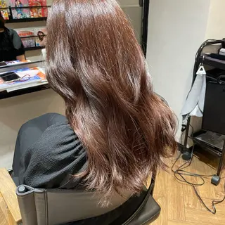 ロング カラー 檜谷 晴　顔周りカットのヘアスタイル