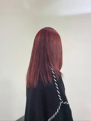 ロング カラー 𝑹𝒊𝒌𝒐 ブリーチ/艶カラーのヘアスタイル