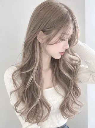 ロング 💛🤍U too e’s /店長🧸のヘアスタイル
