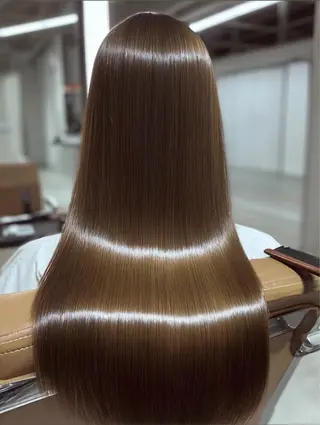 ロング パーマ 韓国×艶ハイトーンが かわいい✨️リオ🍒のヘアスタイル