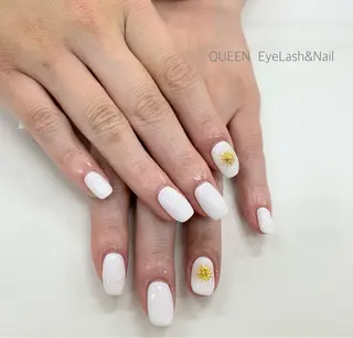 ミディアム カラー ネイル Bloom Nailのネイルデザイン