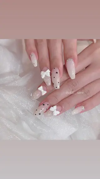 ネイル sara : salon ELVIのネイルデザイン