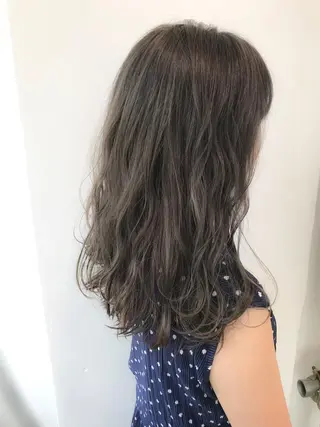 ミディアム カラー 透明感カラー/ レイヤー　YUKAのヘアスタイル