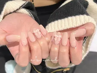ネイル e’s nail Lumièreのネイルデザイン