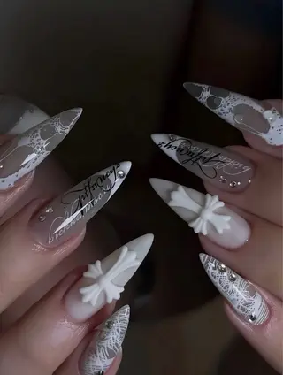 ネイル Reika Nail _ Royalのネイルデザイン