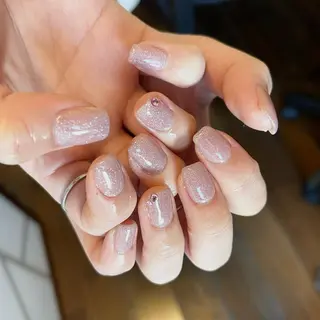 ミディアム BINEL REINAのネイルデザイン