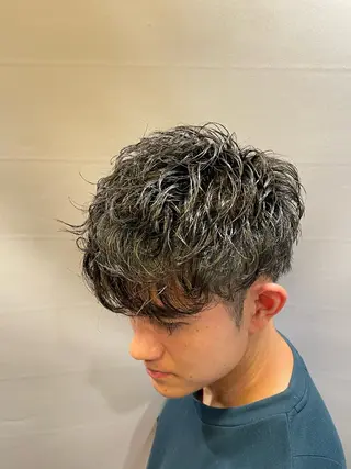 ミディアム パーマ ヘアアレンジ barber shopのヘアスタイル