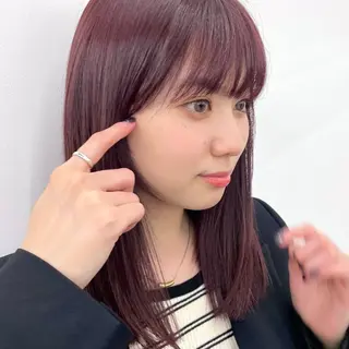 セミロング カラー ヘアアレンジ レイヤーカット×透明 感カラー💫AINAのヘアスタイル