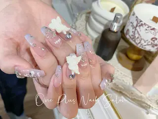 ネイル One Plus Nail Salonのネイルデザイン