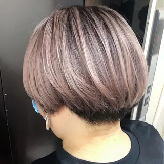 ショート カラー Lull1人美容室 バレイヤージュのヘアスタイル