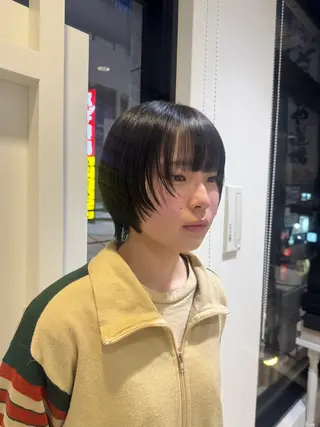 ミディアム レイヤーカット Y2K/𝓡𝓲𝓷のヘアスタイル