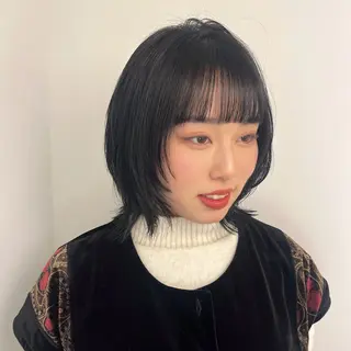 ミディアム カラー Airi 韓国y2k ハイレイヤーのヘアスタイル