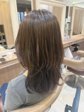 セミロング カラー ヘアアレンジ 韓国ヘアメイク🎀/ 縮毛矯正✨山本媛香のヘアスタイル