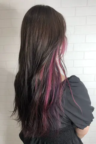 ロング カラー 新開 さらのヘアスタイル