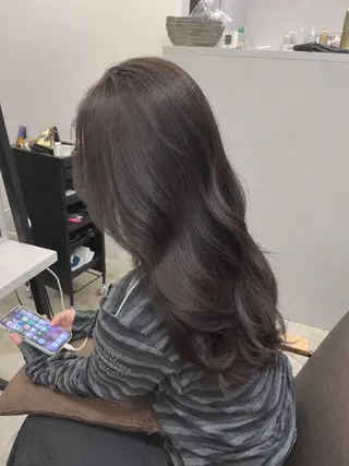 ロング カラー 韓国×艶ハイトーンが かわいい✨️リオ🍒のヘアスタイル