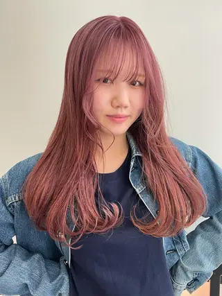 カラー 🎀ボブ+ハイトーン シュカ👶🏻のヘアスタイル