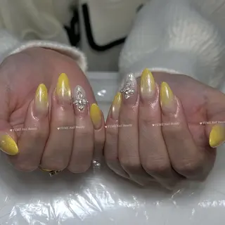 ミディアム YUME Nail Beautyのネイルデザイン