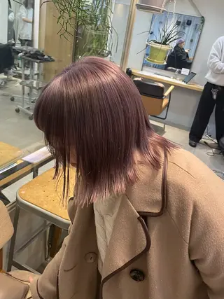 ショート カラー ミルクティー× グレージュMOMOのヘアスタイル