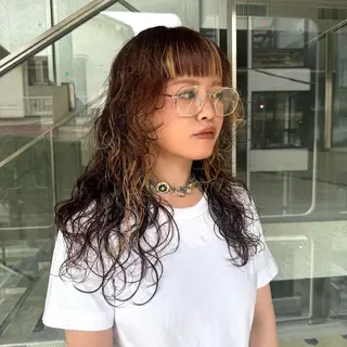 ロング カラー RINA .のヘアスタイル