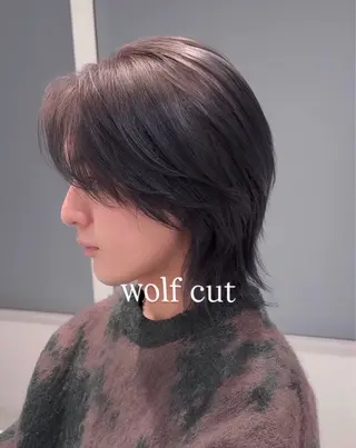 ミディアム メンズ メンズウルフ🐺 ブリーチ/momoのヘアスタイル