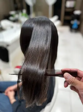 セミロング 髪質改善・縮毛矯正 大石　郷のヘアスタイル