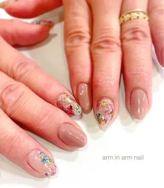 ネイル arm in arm ︎✿Yamamotoのマツエク・マツパデザイン