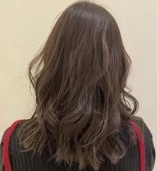 ミディアム カラー ママ美容師 Tsuchiyaのヘアスタイル