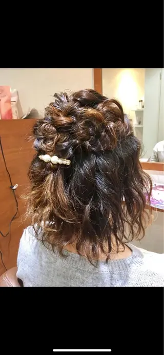 ヘアアレンジ 蓮見友里 PiSTA／portのヘアスタイル