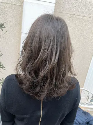 ミディアム カラー パーマ ご新規様限定 透明感カラーKANAのヘアスタイル