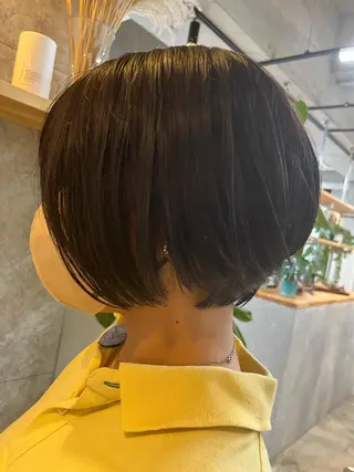 ショート カラー ハイトーンカラ ー/小川のヘアスタイル