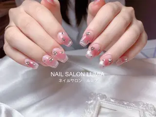 ネイル ネイルサロン ルミア Lumia 店長施術のネイルデザイン