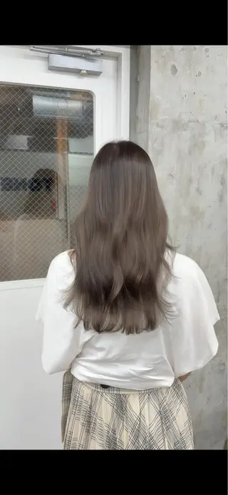 ロング カラー 高橋大樹/グレー ジュ/ブリーチなしのヘアスタイル