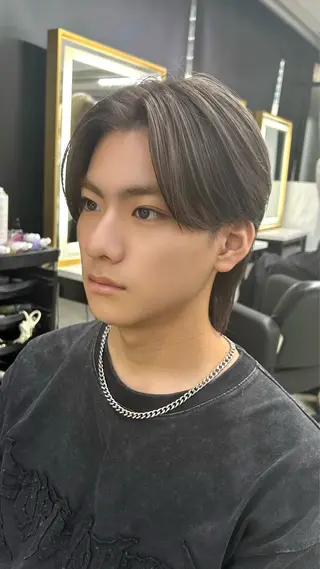 ショート カラー メンズ メンズスタイリスト 前田雄輝のヘアスタイル
