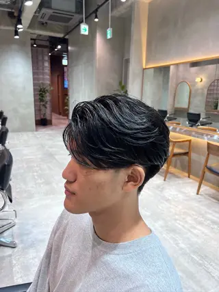ショート パーマ 木塚 星七のヘアスタイル