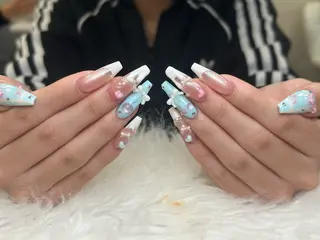 ネイル NIE NAIL Luxeのネイルデザイン