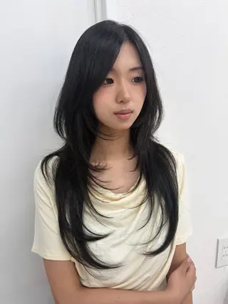 ロング Hanaka🪷 レイヤー×ブリーチのヘアスタイル