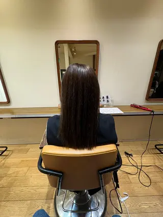 ロング おおはた　りゅう/ カラーのヘアスタイル
