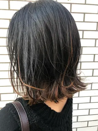 ミディアム カジサ ケイコのヘアスタイル