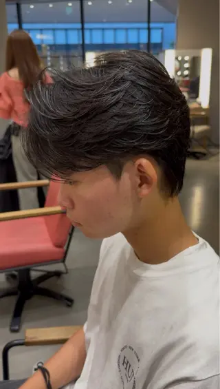 ショート パーマ unopulir 景山 凌のヘアスタイル