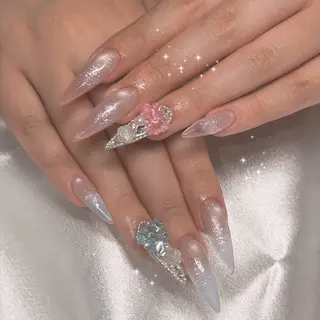 ネイル kana 🌸のネイルデザイン
