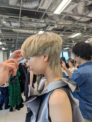 ショート 早坂 繁喜のヘアスタイル