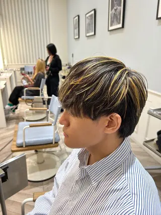 ショート カラー メンズ レディースモデル募集 綾坂のヘアスタイル